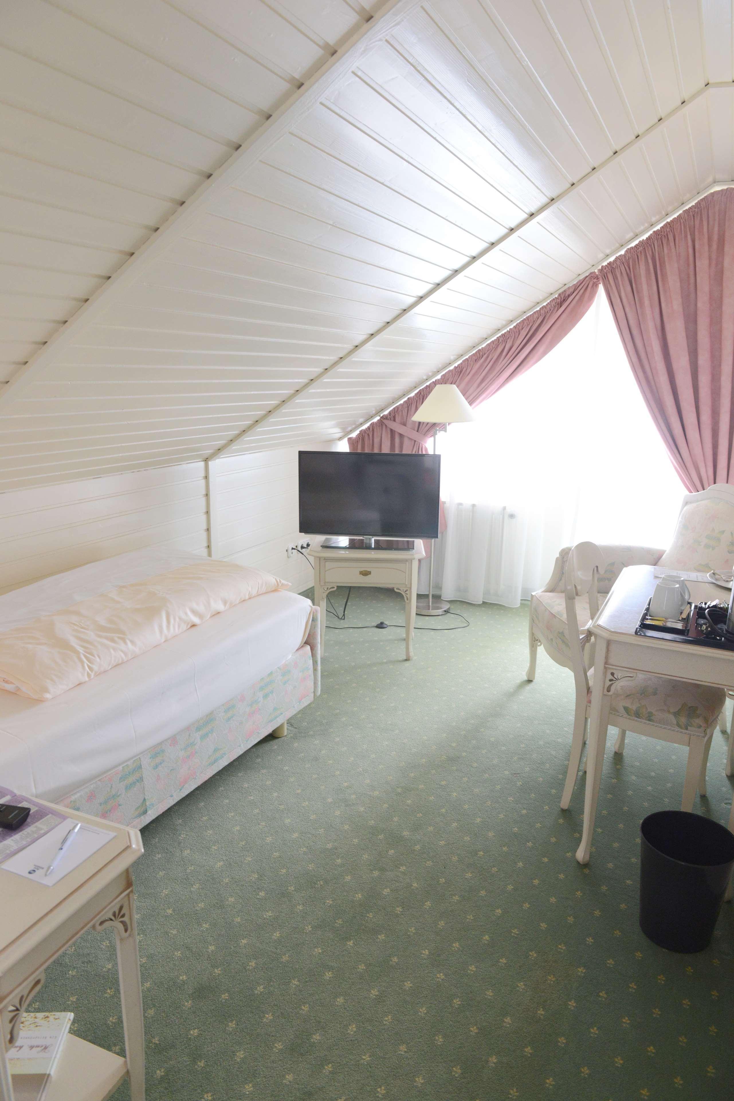 Sure Hotel By Best Western Rhoen Garden Попенхаузен Екстериор снимка