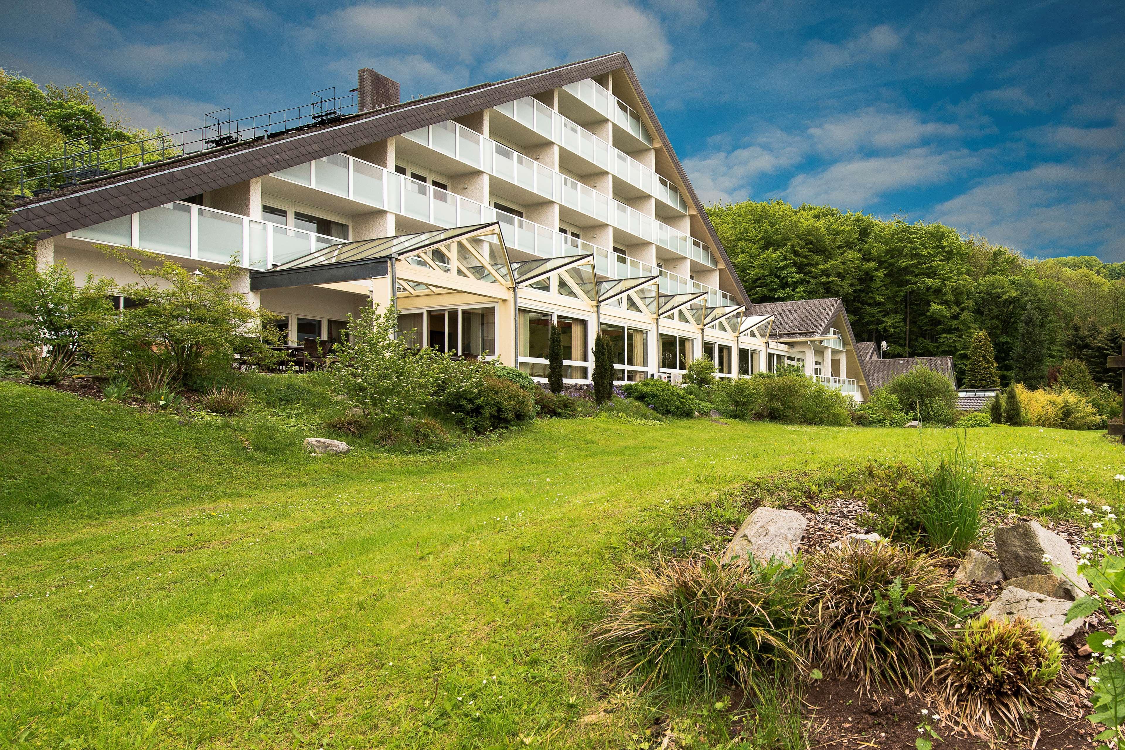 Sure Hotel By Best Western Rhoen Garden Попенхаузен Екстериор снимка