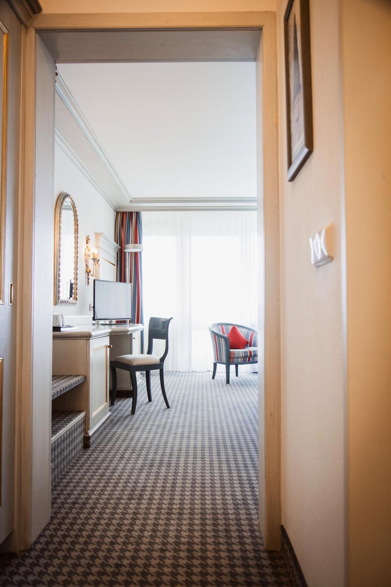 Sure Hotel By Best Western Rhoen Garden Попенхаузен Екстериор снимка