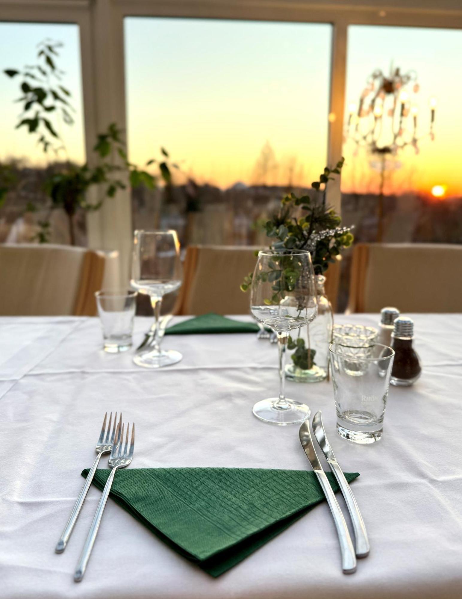 Sure Hotel By Best Western Rhoen Garden Попенхаузен Екстериор снимка