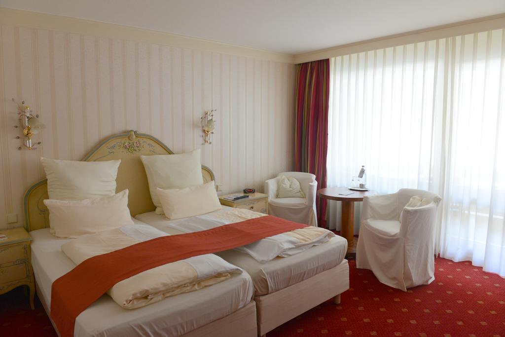 Sure Hotel By Best Western Rhoen Garden Попенхаузен Екстериор снимка