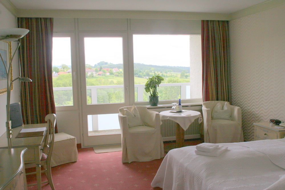 Sure Hotel By Best Western Rhoen Garden Попенхаузен Екстериор снимка